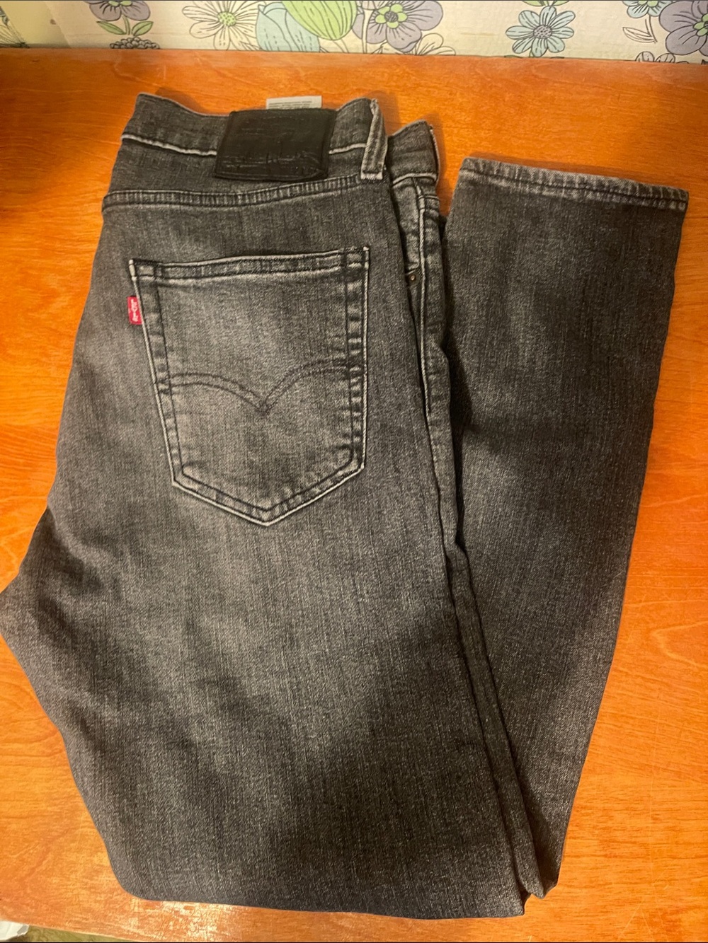 Levi's Men’s Black/Charcoal Straight Jeans
